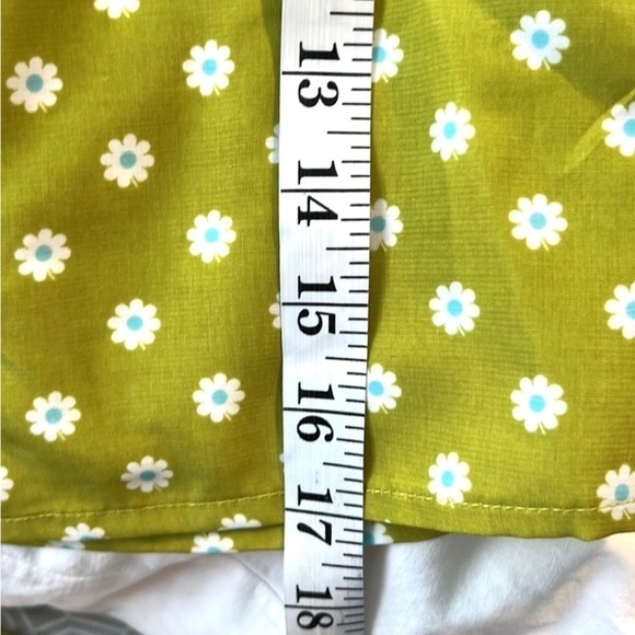 NWT,Levi's Women's Embry Tie Blouse,Three Front Ties,St.Patty’s Day Perfection☘️ - Picture 8 of 9